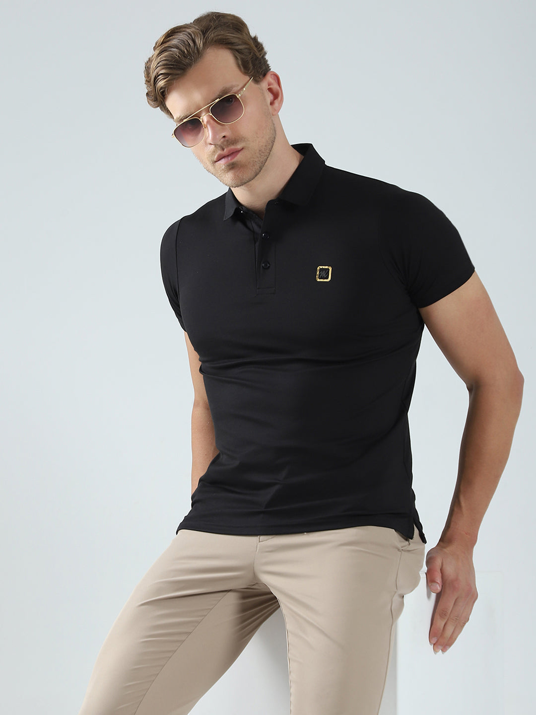 Men Black Solid Collar Half Sleeve T-Shirt