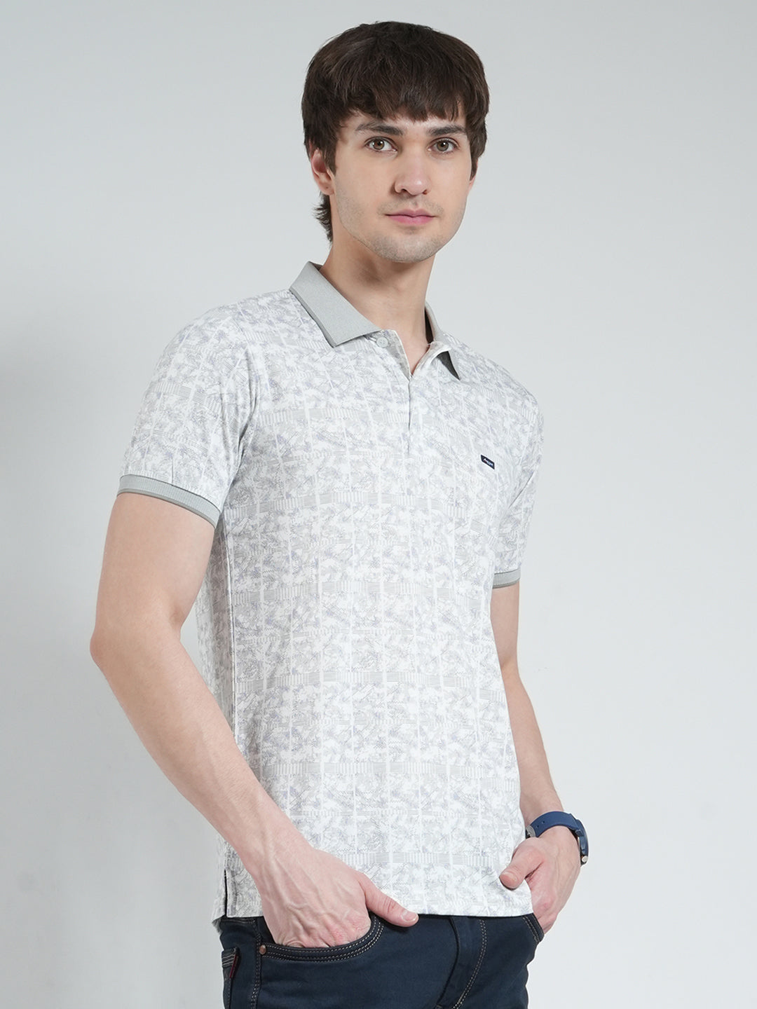 Men Grey Printed Collar Half Sleeve T-Shirt