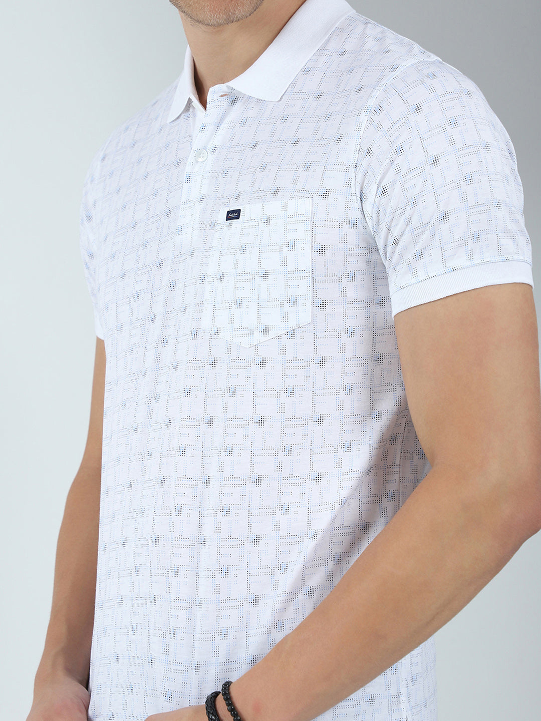 Men White Printed Collar Half Sleeve T-Shirt