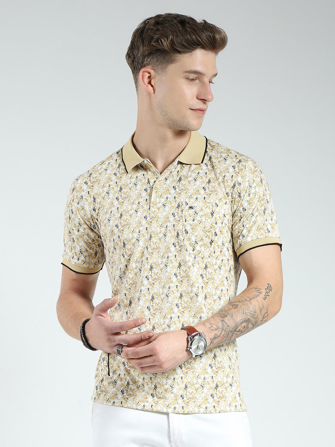 Men Yellow Printed Collar Half Sleeve T-Shirt