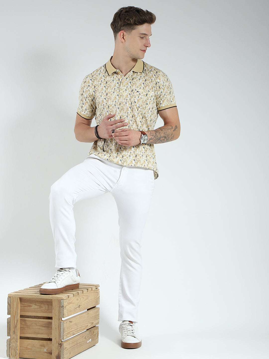 Men Yellow Printed Collar Half Sleeve T-Shirt