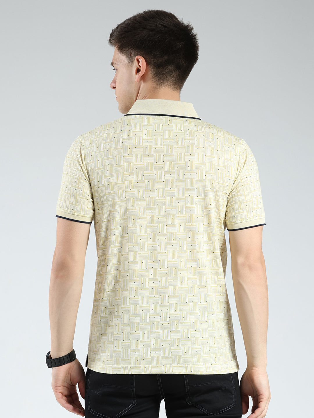 Men Yellow Printed Collar Half Sleeve T-Shirt