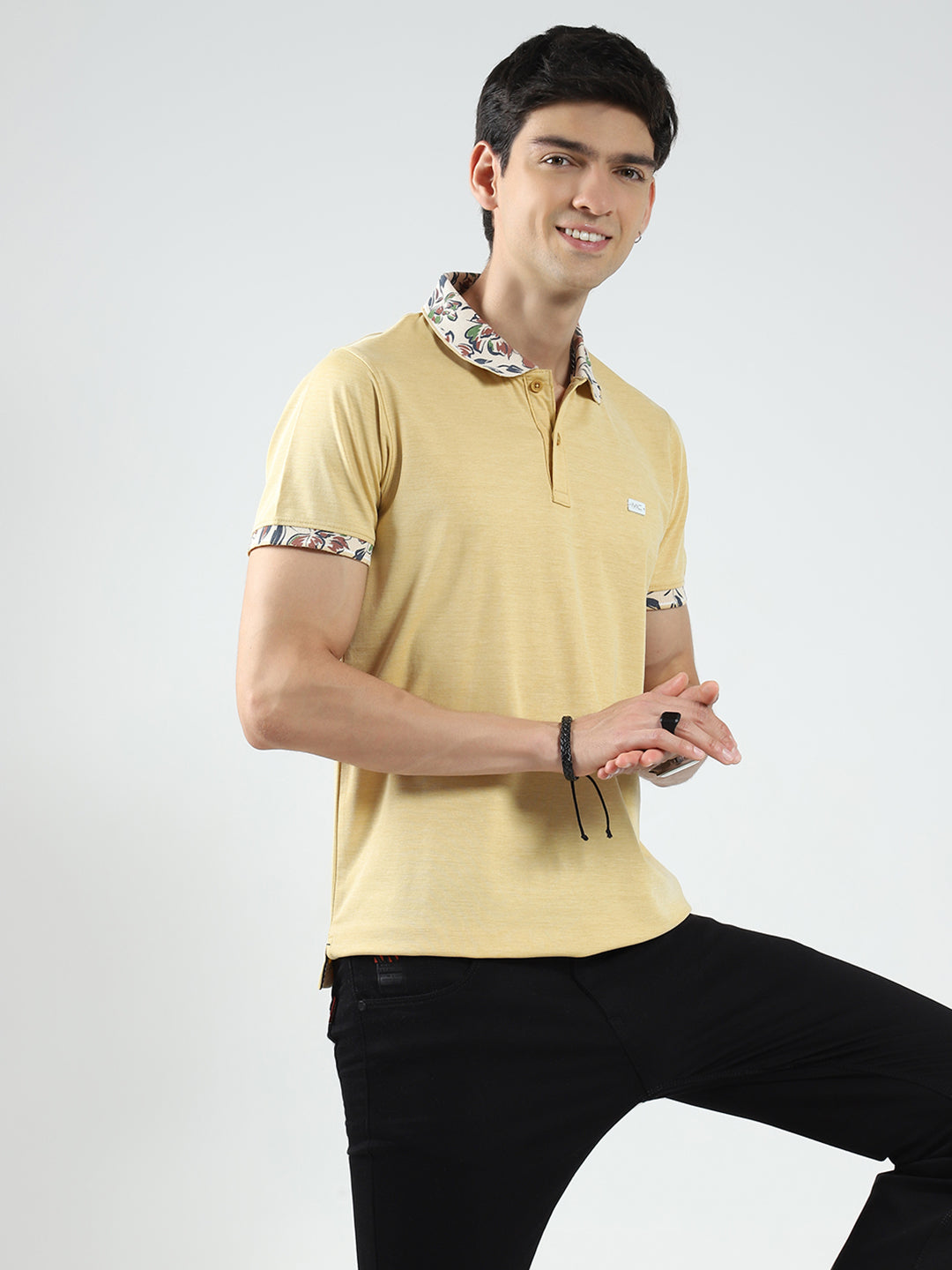 Men Yellow Printed Collar Half Sleeve T-Shirt