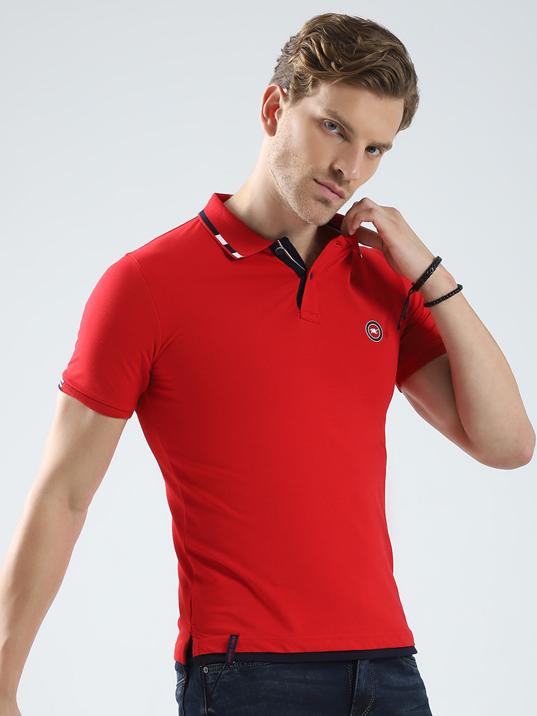 Men Red Solid Collar Half Sleeve T-Shirt