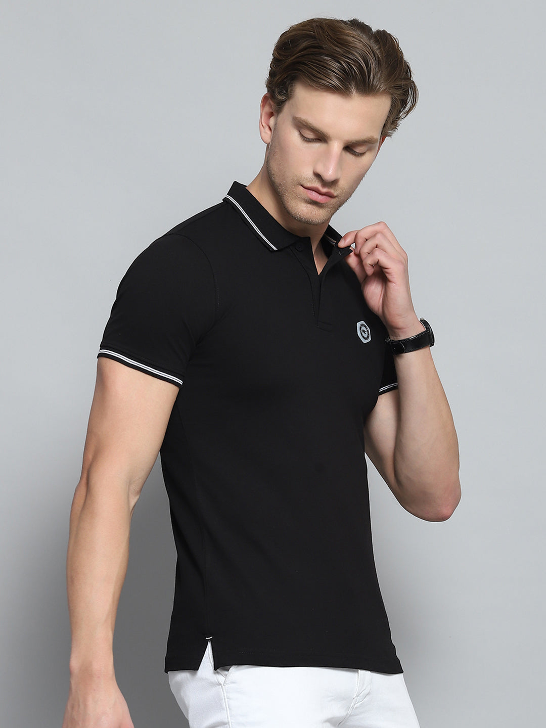 Men Black Solid Collar Half Sleeve T-Shirt