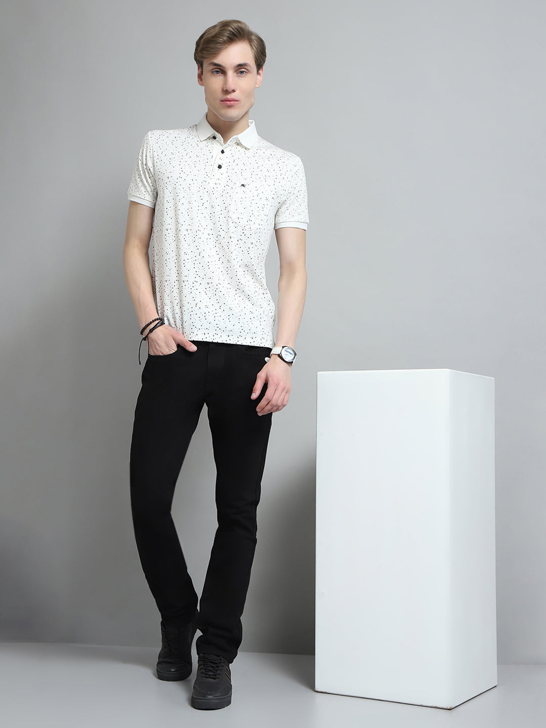 Men White Printed Collar Half Sleeve T-Shirt