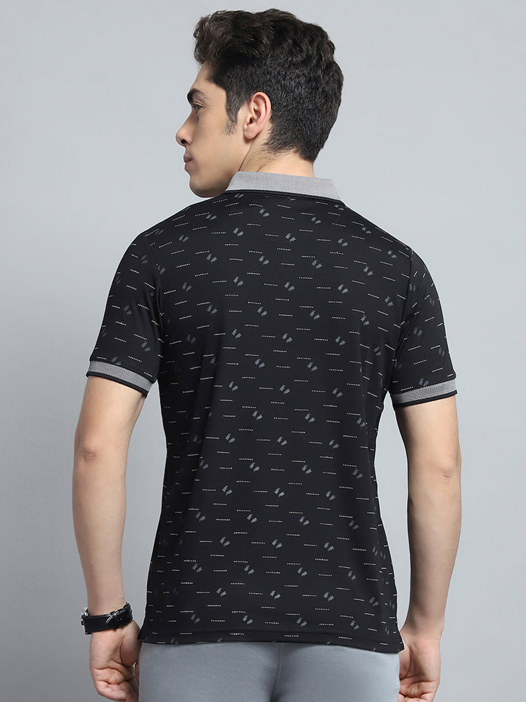 Men Black Printed Collar Half Sleeve T-Shirt
