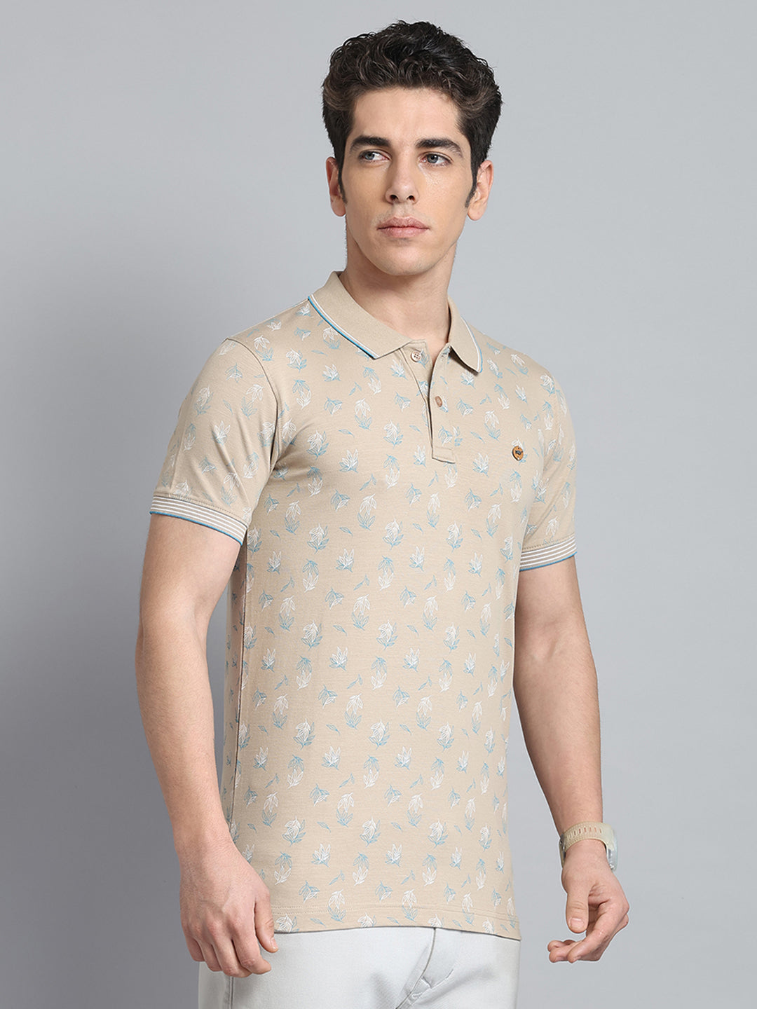 Men Beige Printed Collar Half Sleeve T-Shirt