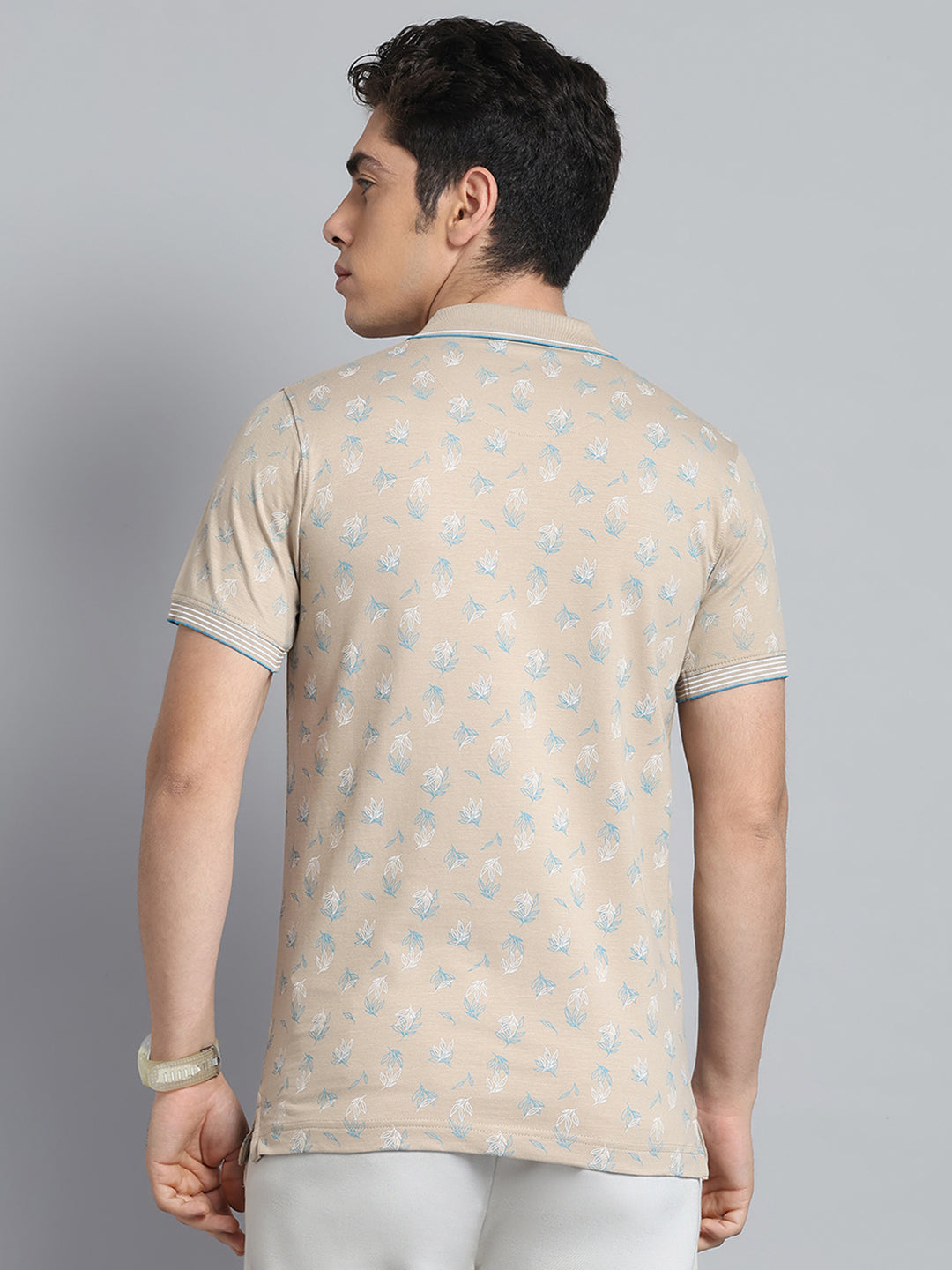 Men Beige Printed Collar Half Sleeve T-Shirt