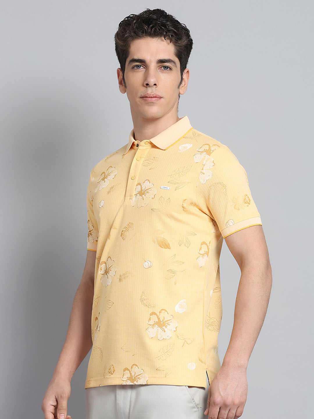 Men Yellow Printed Collar Half Sleeve T-Shirt