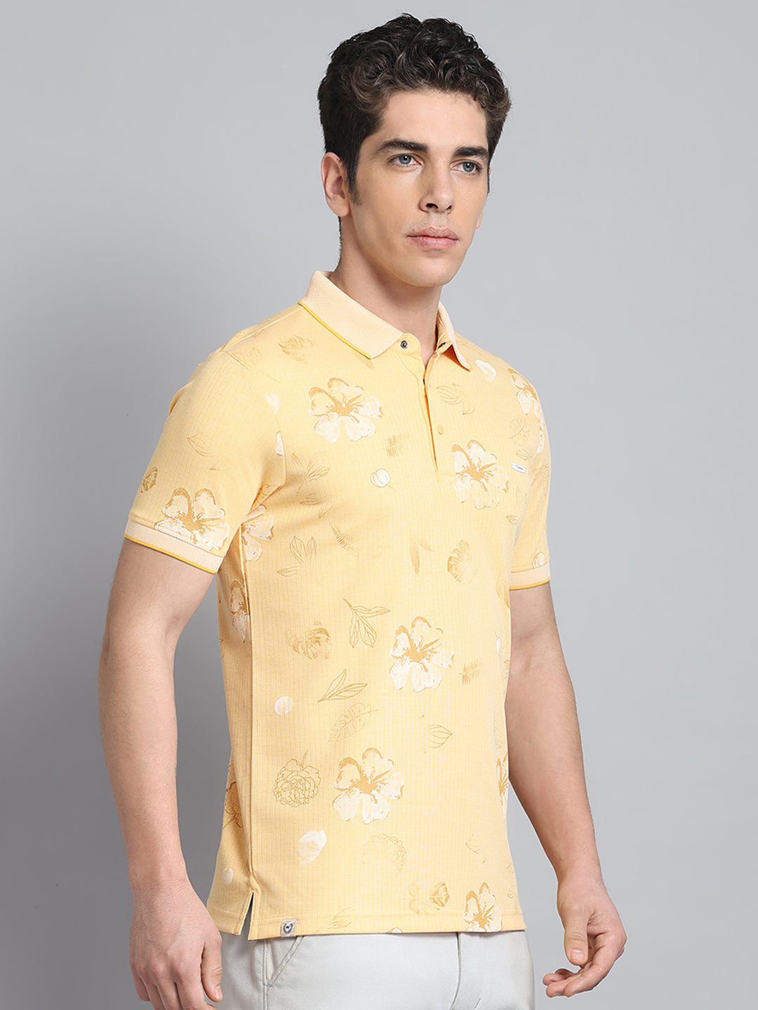 Men Yellow Printed Collar Half Sleeve T-Shirt
