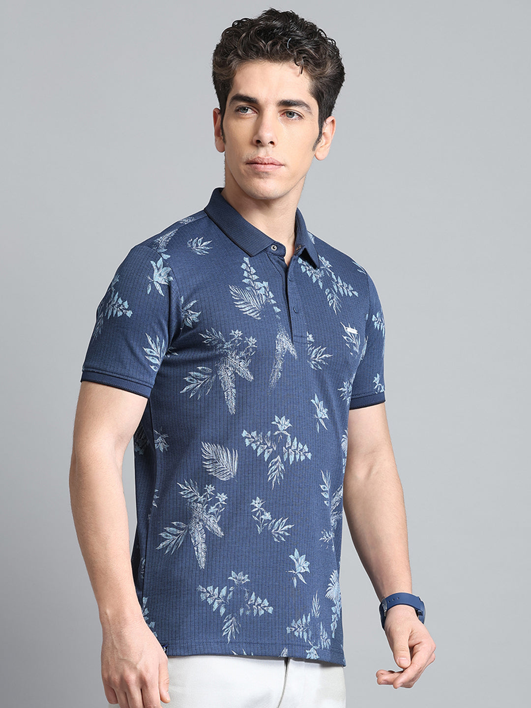 Men Blue Printed Collar Half Sleeve T-Shirt