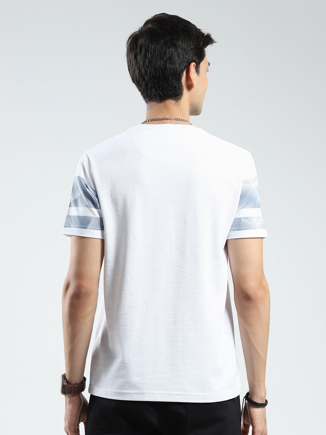 Men White Printed Round Neck Half Sleeve T-Shirt