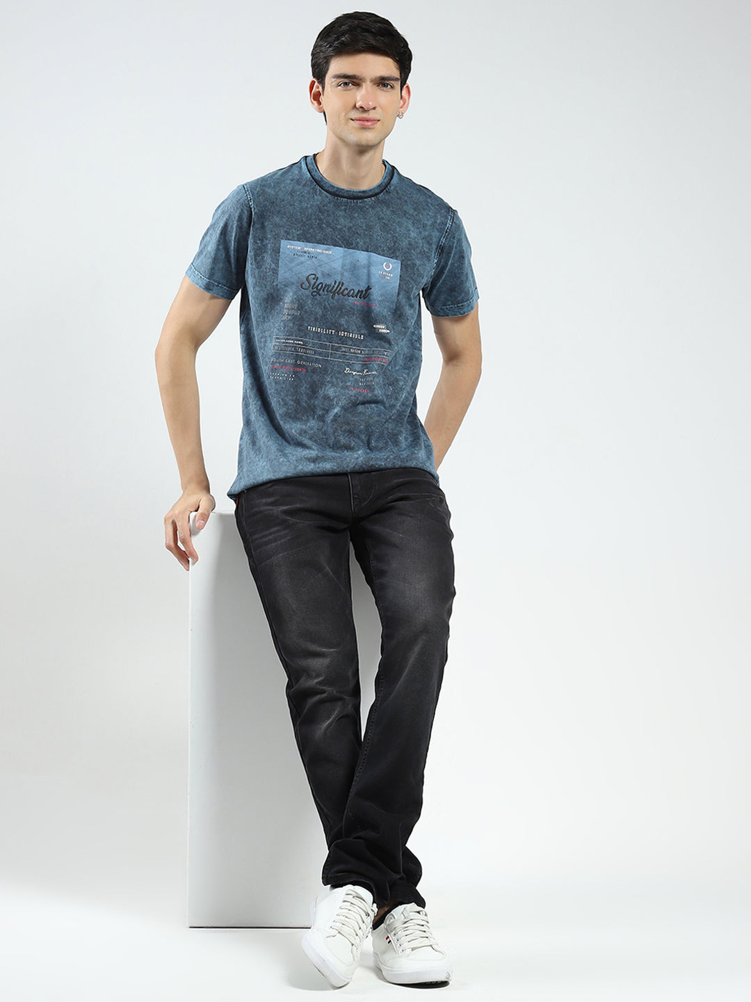 Men Blue Printed Round Neck Half Sleeve T-Shirt