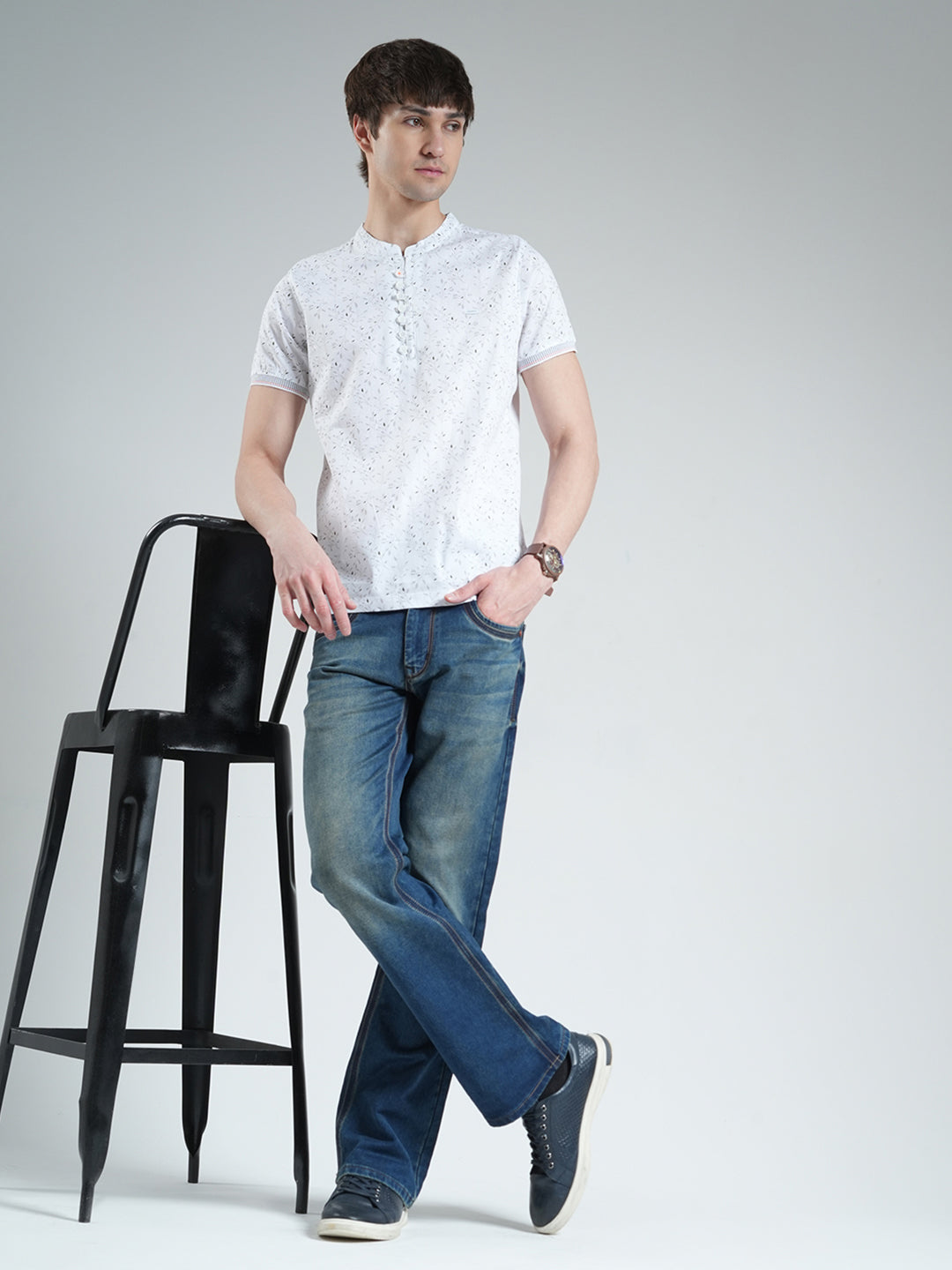 Men White Printed Round Neck Half Sleeve T-Shirt