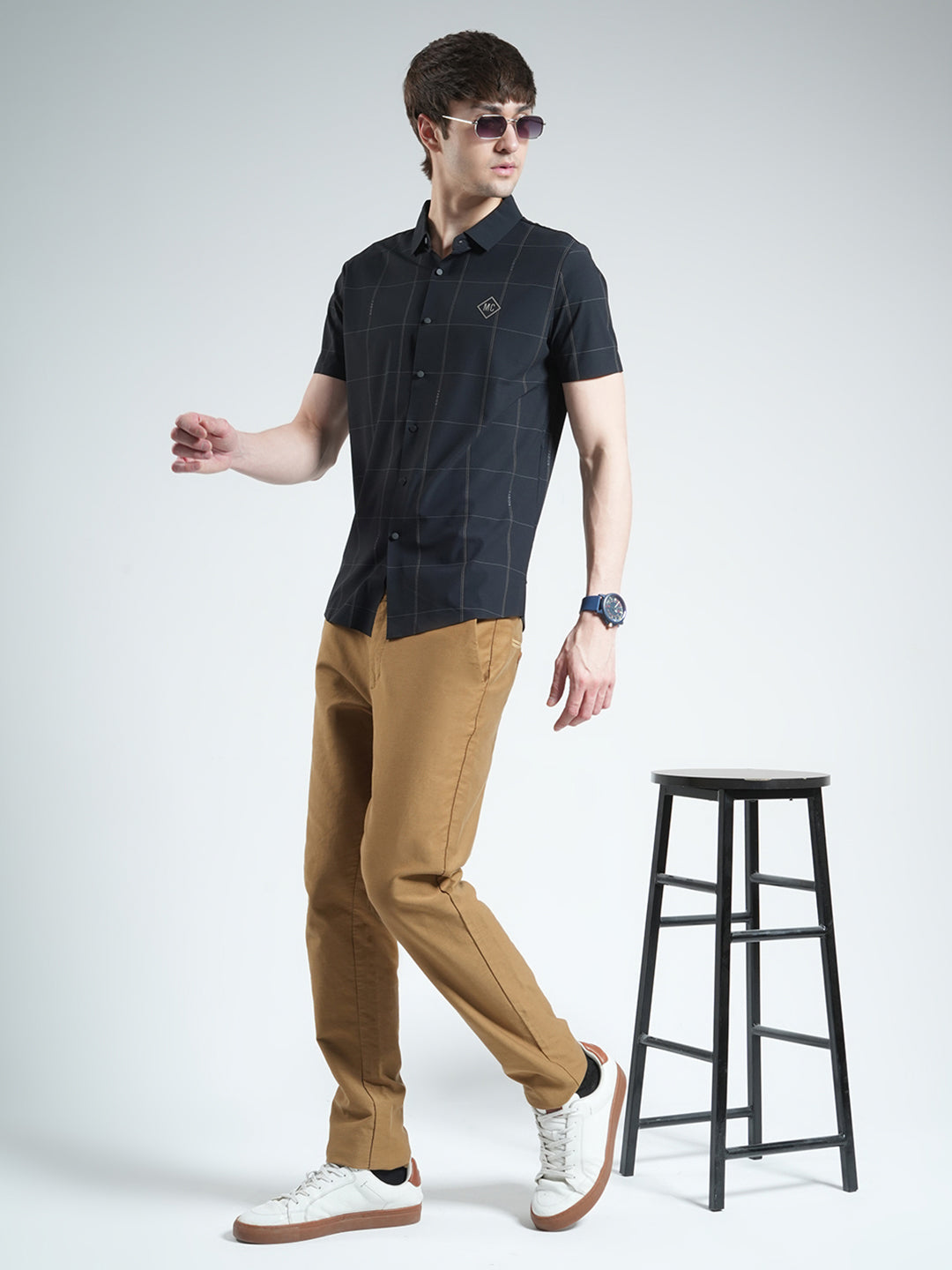 Men Black Printed Collar Half Sleeve Shirt