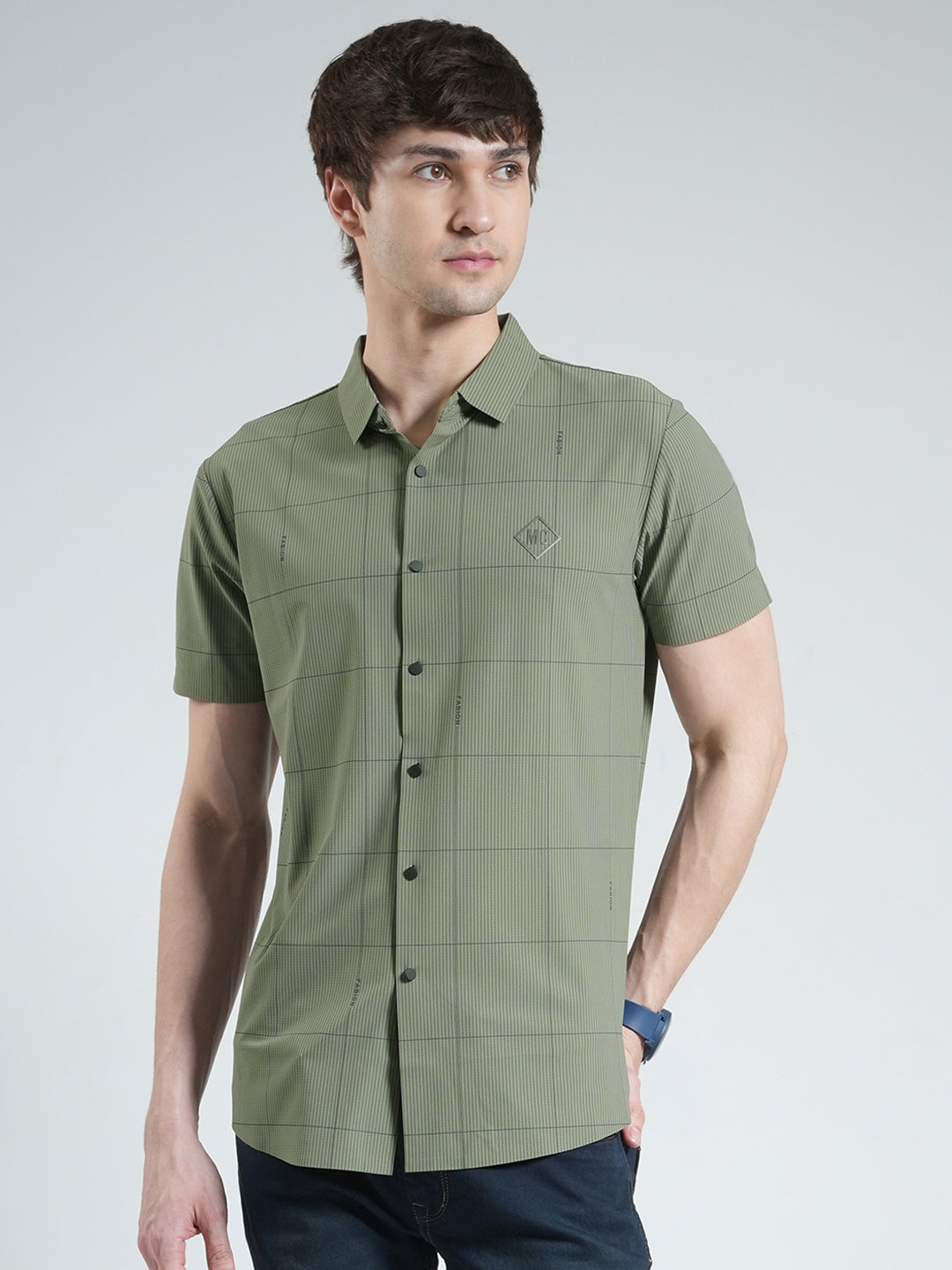 Men Green Printed Collar Half Sleeve Shirt