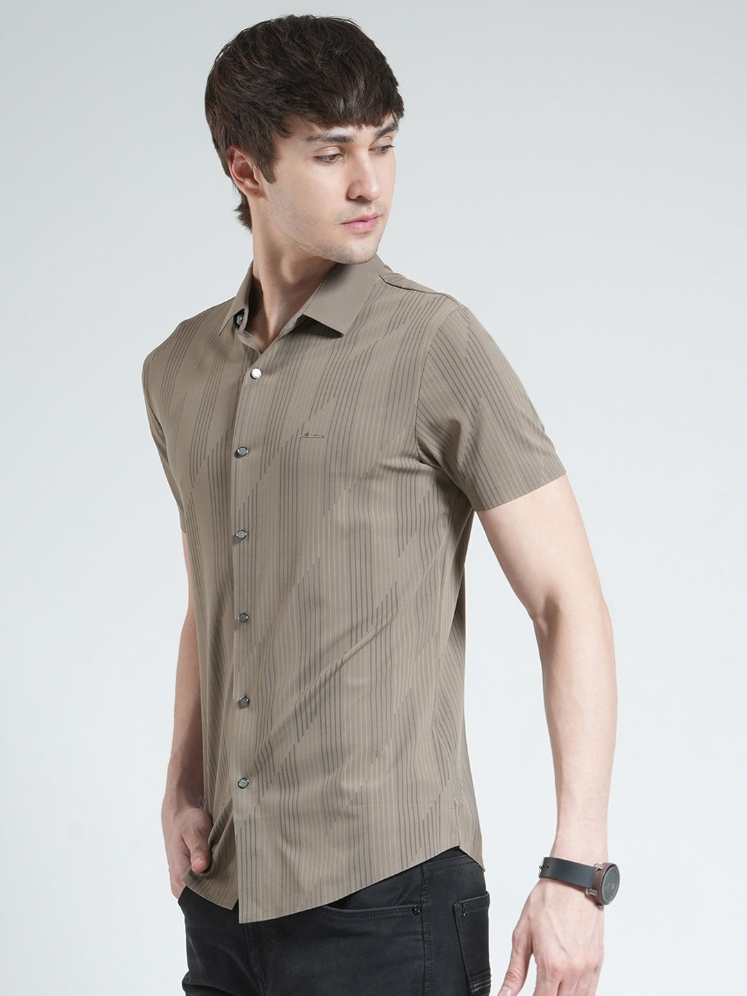 Men Brown Printed Collar Half Sleeve Shirt