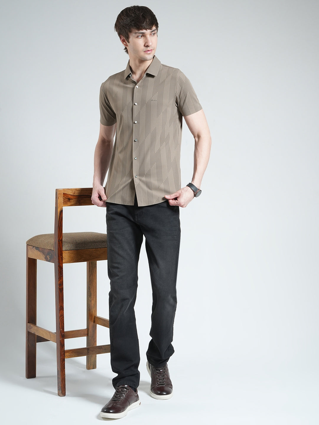 Men Brown Printed Collar Half Sleeve Shirt