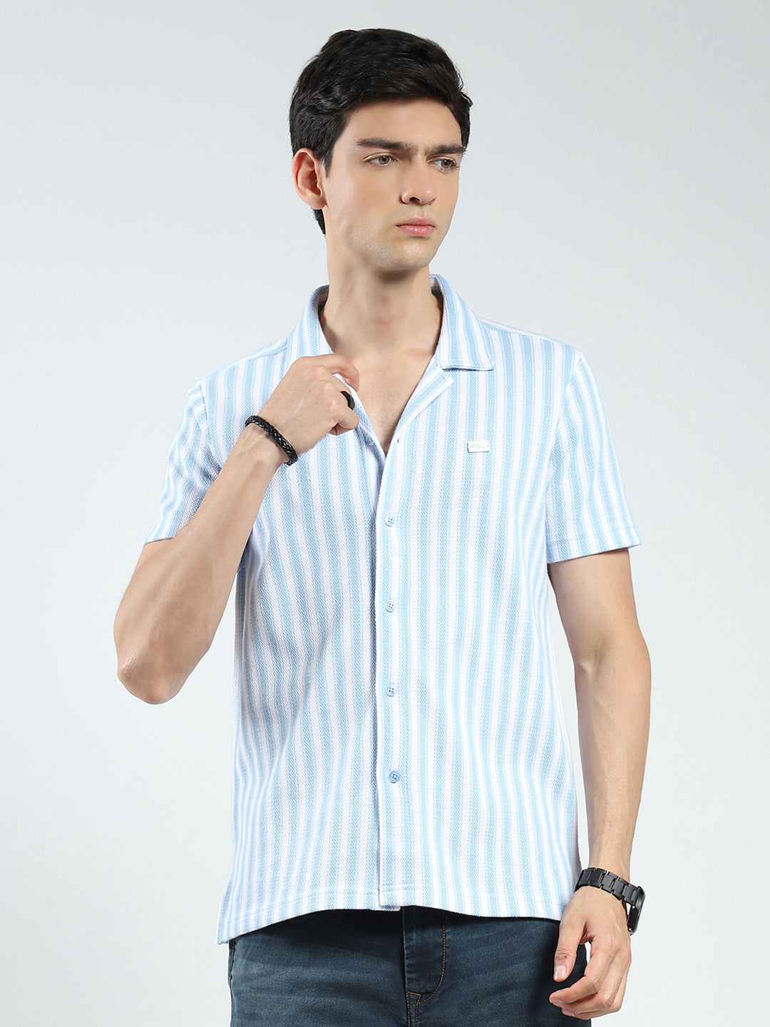 Men Blue Stripe Collar Half Sleeve Shirt