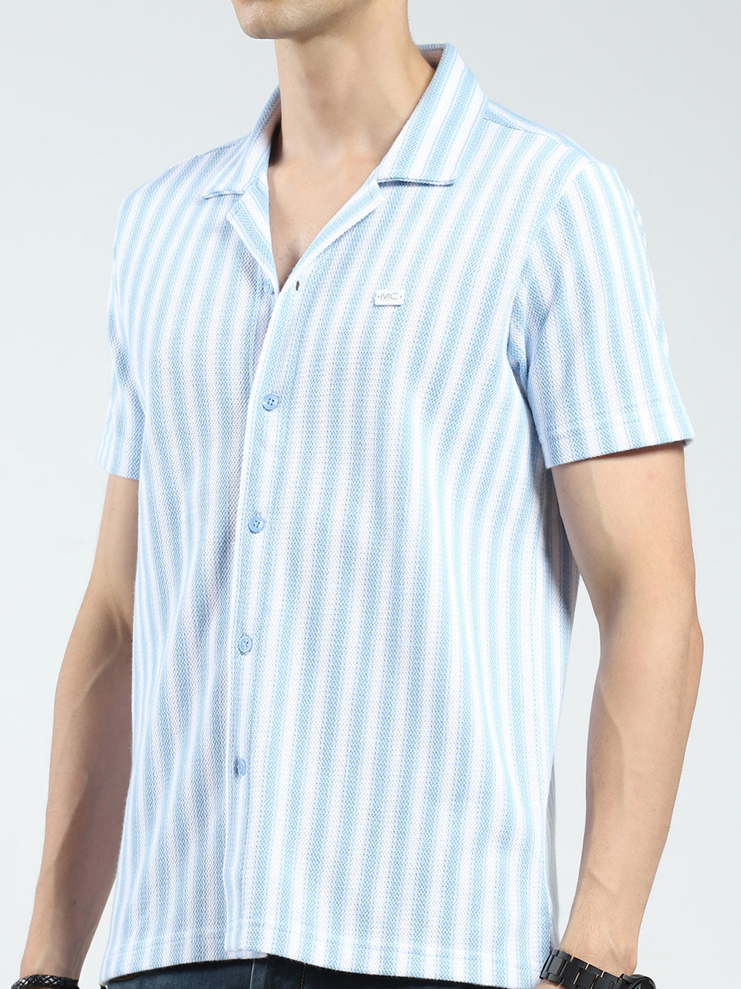 Men Blue Stripe Collar Half Sleeve Shirt