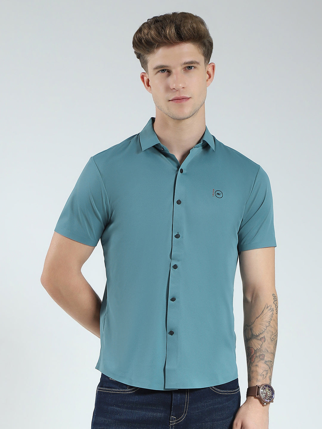 Men Green Solid Collar Half Sleeve Shirt