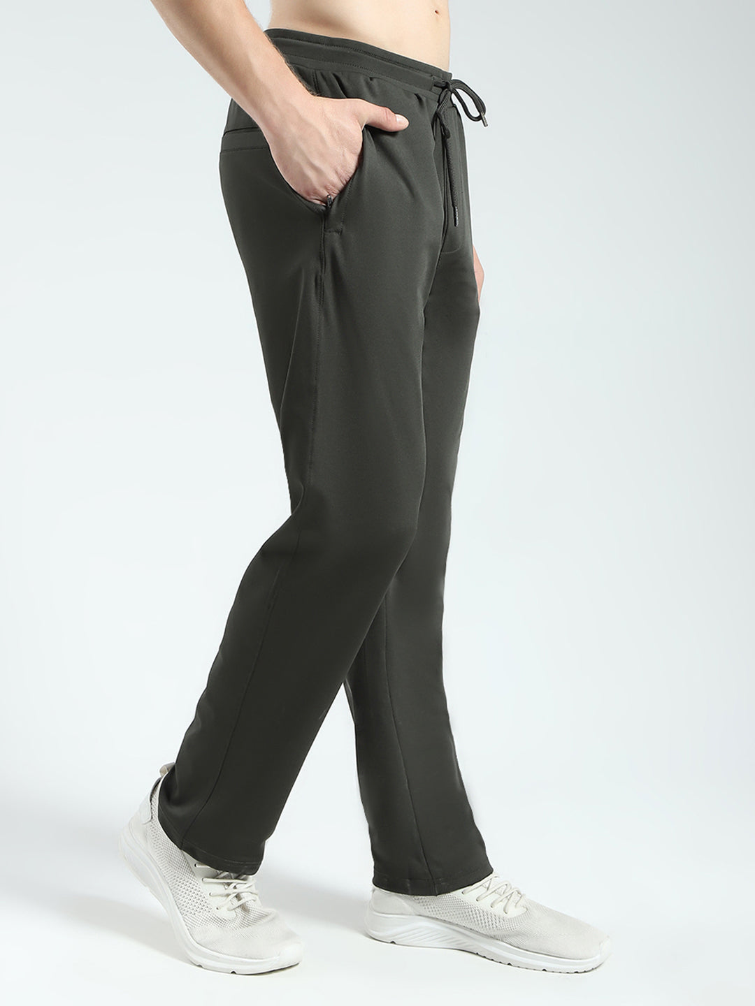 Men Olive Solid Regular Fit Lower