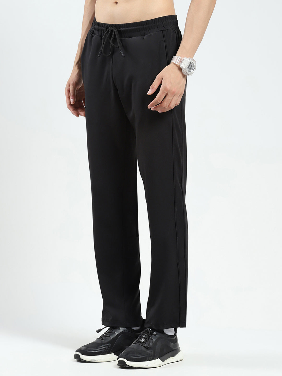 Men Black Solid Regular Fit Lower