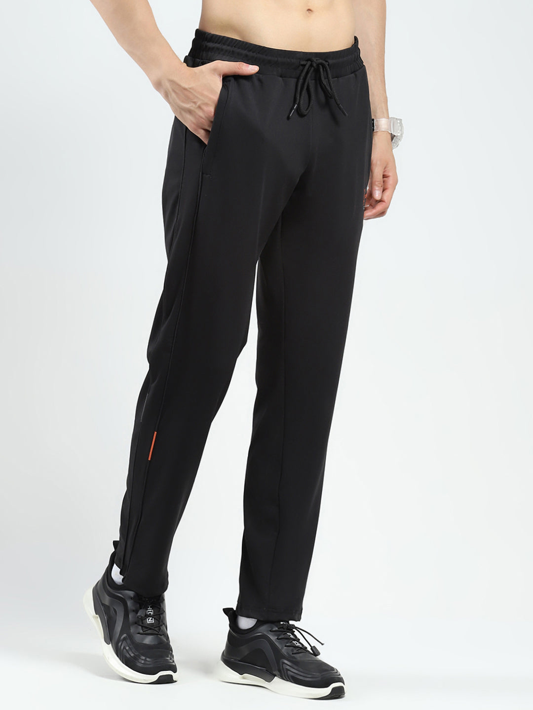 Men Black Solid Regular Fit Lower