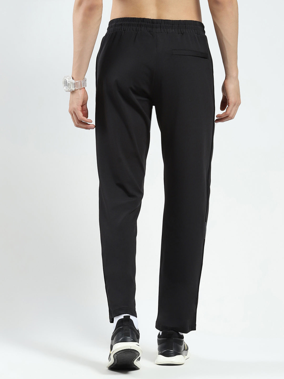 Men Black Solid Regular Fit Lower