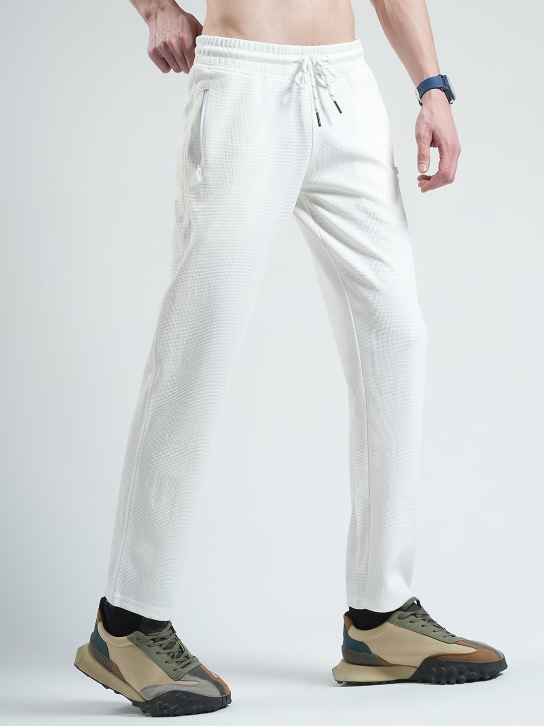Men White Solid Regular Fit Lower