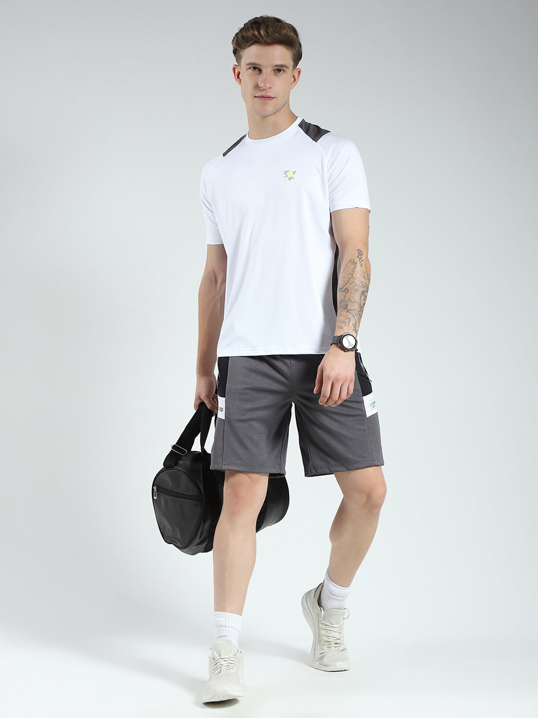 Men Black & White Solid Round Neck Half Sleeve Bermuda Set