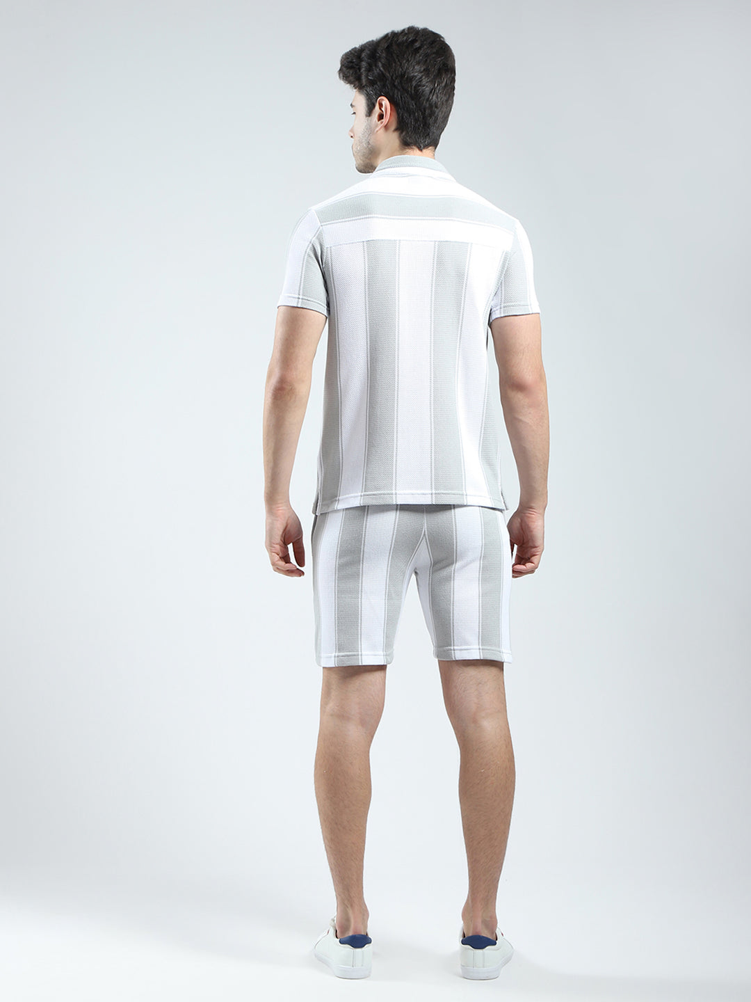 Men Grey Self Design Collar Half Sleeve Bermuda Set