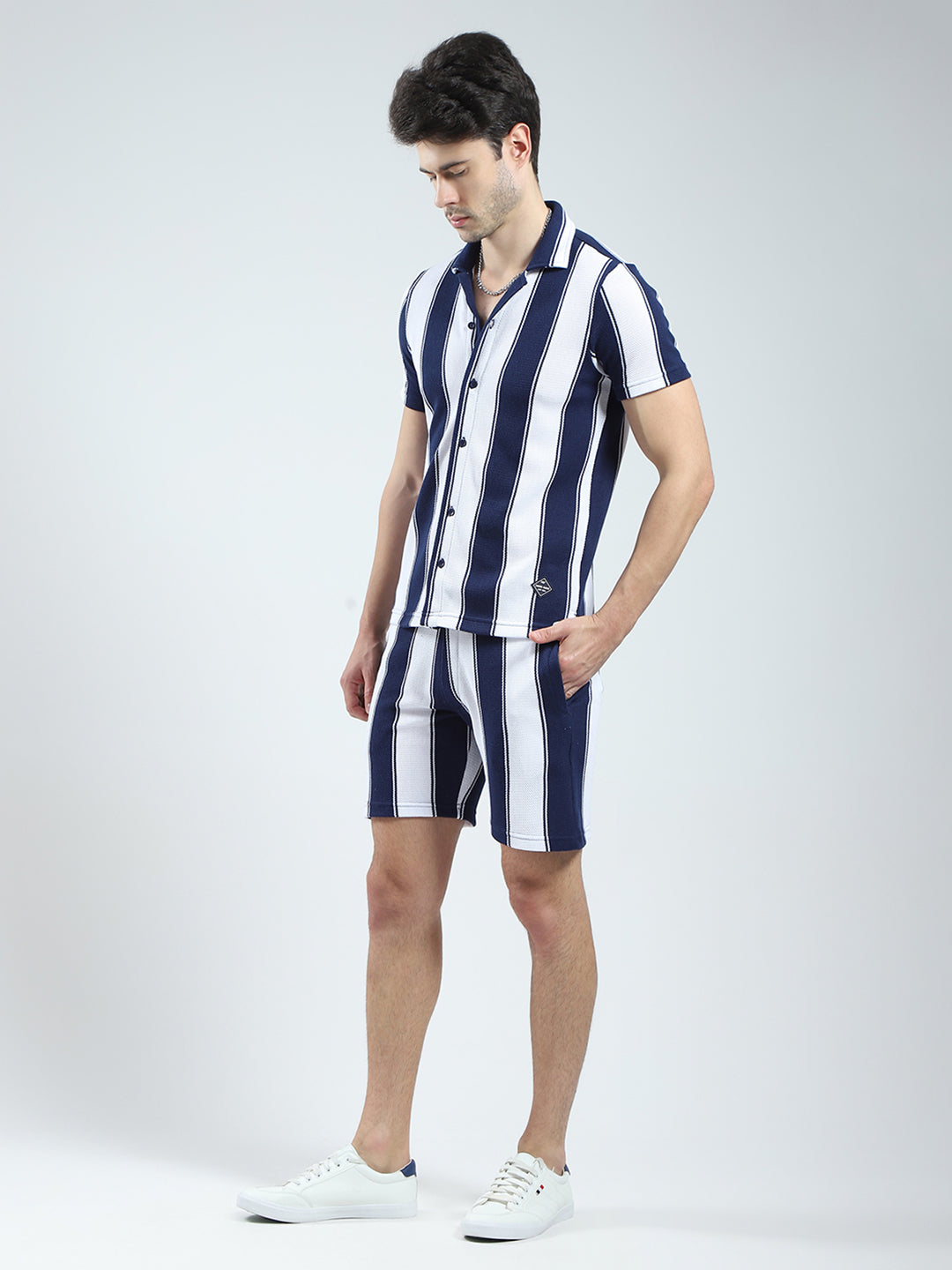 Men Navy Blue Self Design Collar Half Sleeve Bermuda Set