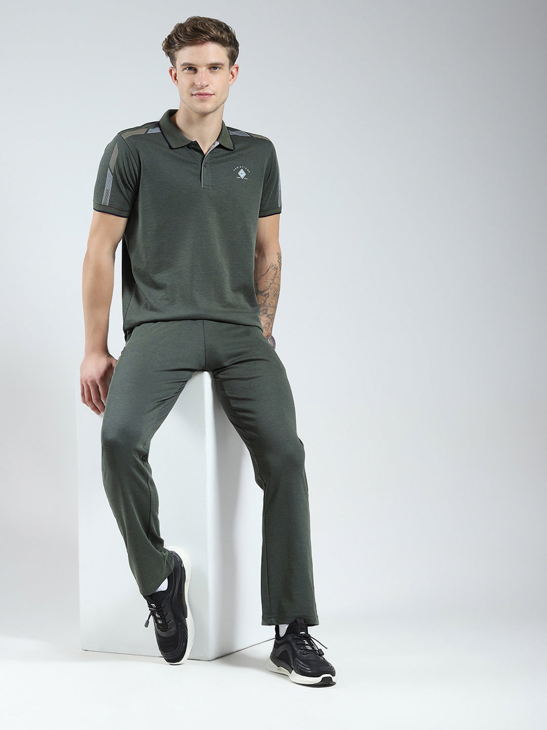 Men Green Solid Collar Half Sleeve Lower Set