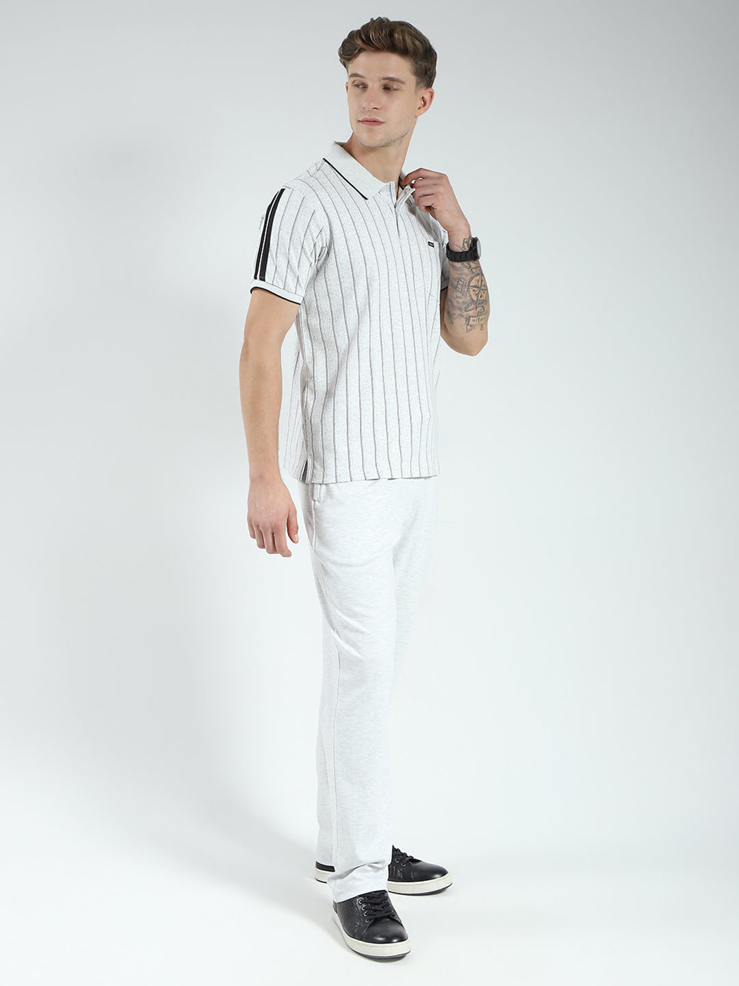 Men Off White Solid Collar Half Sleeve Lower Set