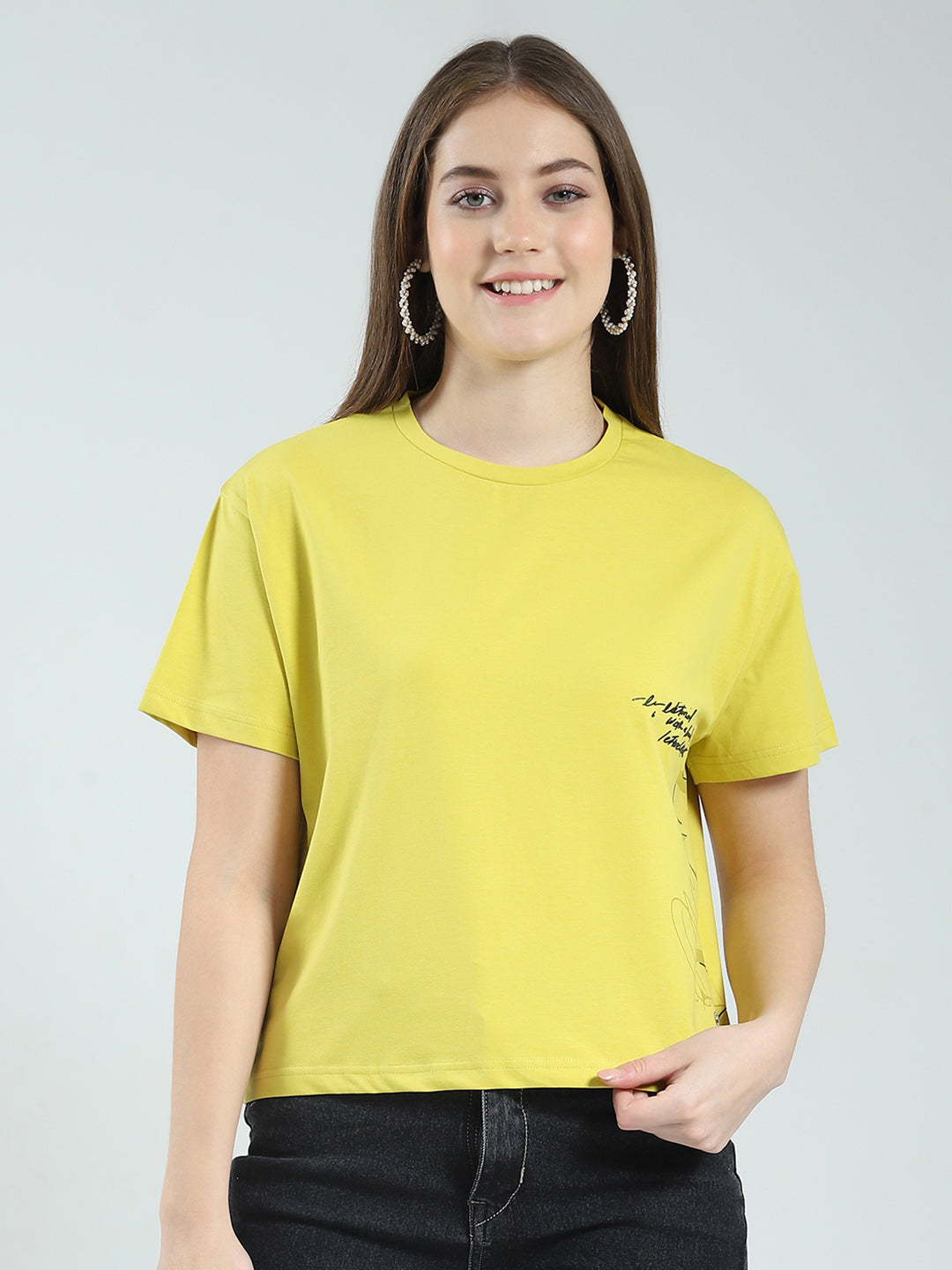 Women Mustard Printed Round Neck Half Sleeve Top