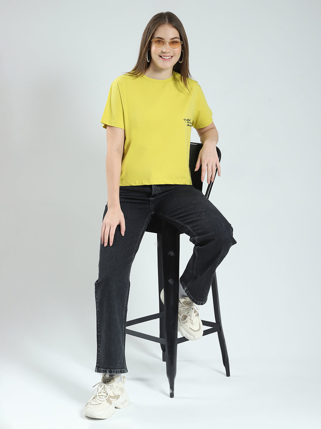 Women Mustard Printed Round Neck Half Sleeve Top