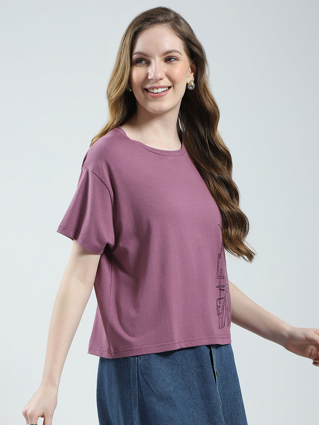Women Mauve Solid Round Neck Half Sleeve Top