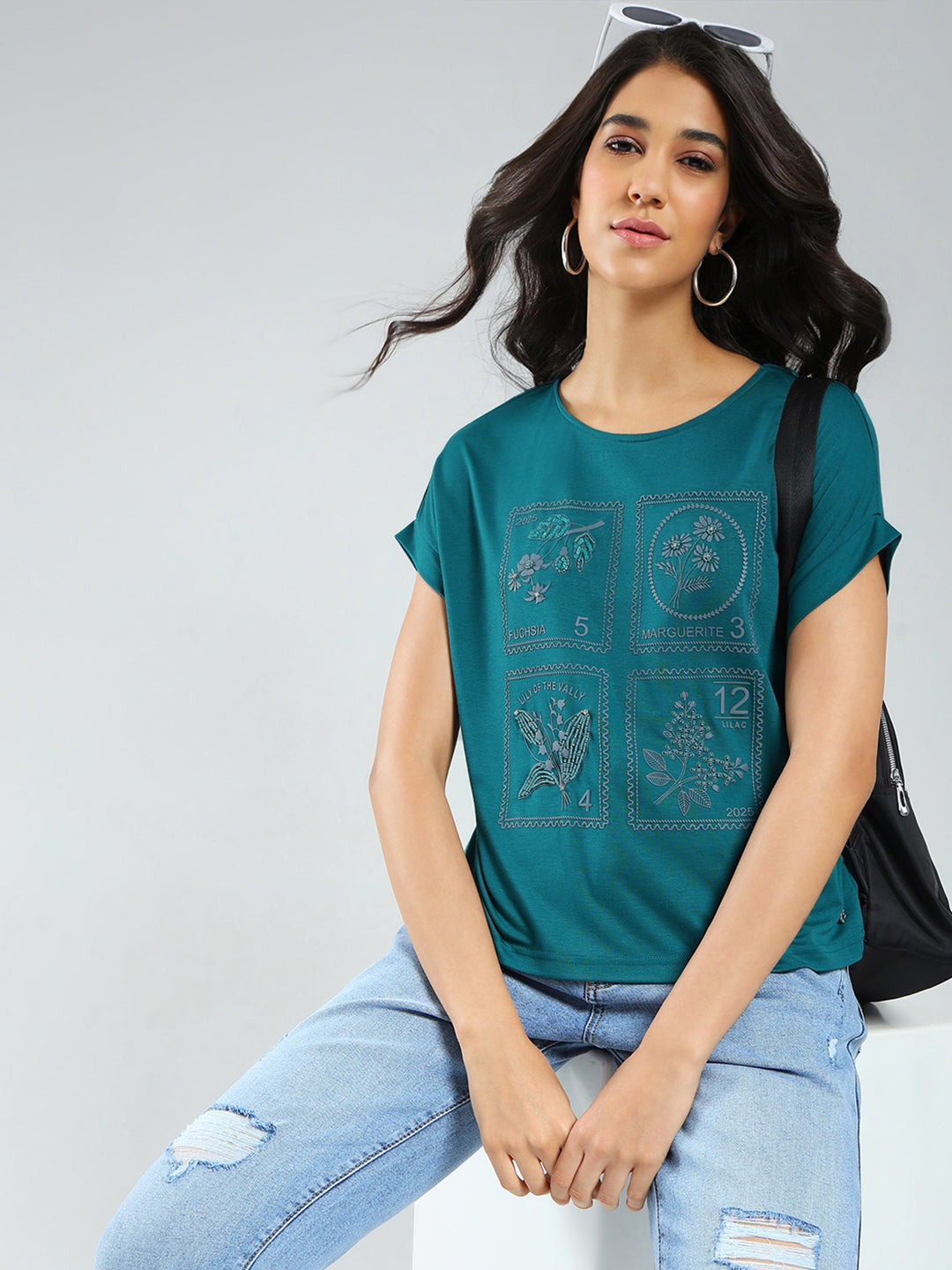 Women Teal Blue Printed Round Neck Half Sleeve Top