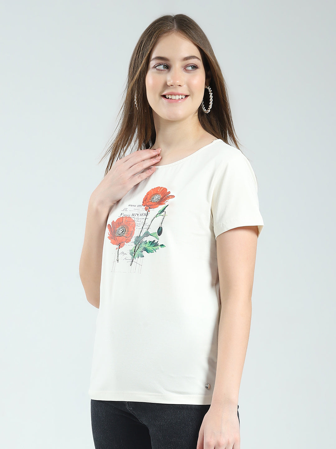 Women Off White Printed Round Neck Half Sleeve Top