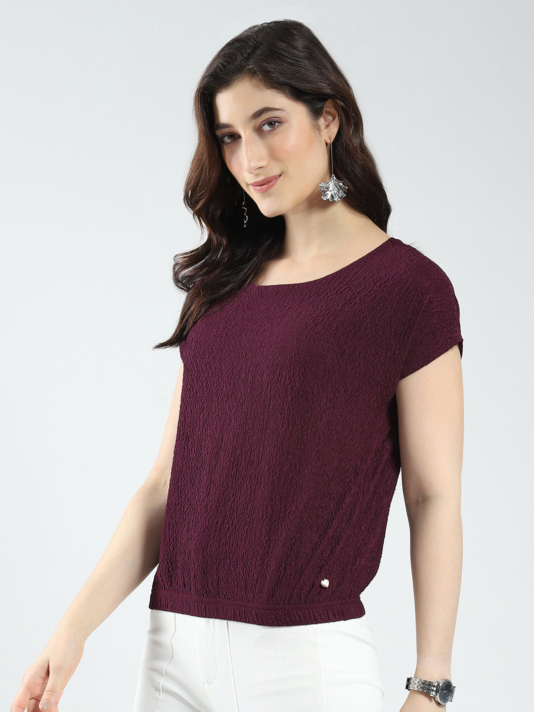 Women Burgundy Solid Round Neck Half Sleeve Top