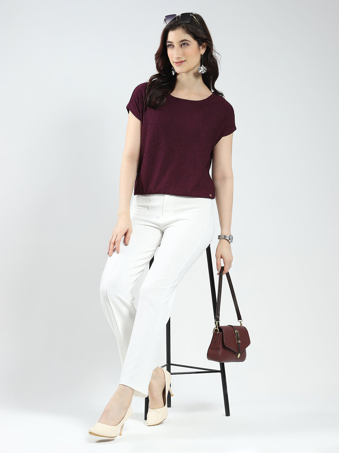 Women Burgundy Solid Round Neck Half Sleeve Top