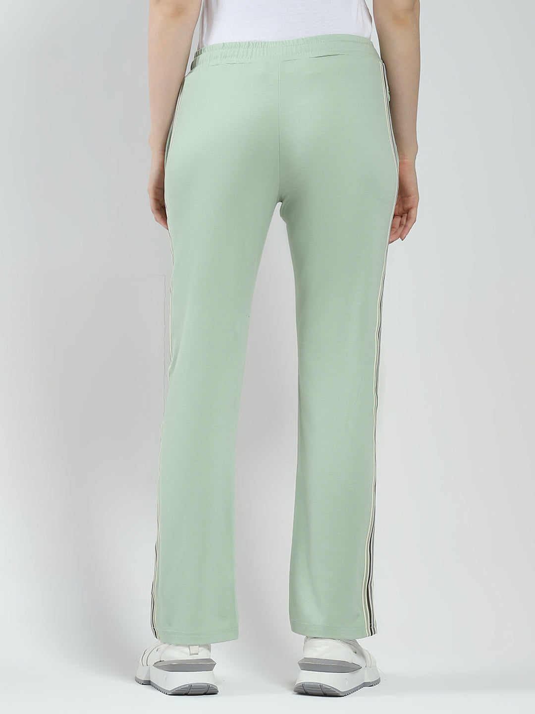 Women Green Printed Regular Fit Lower