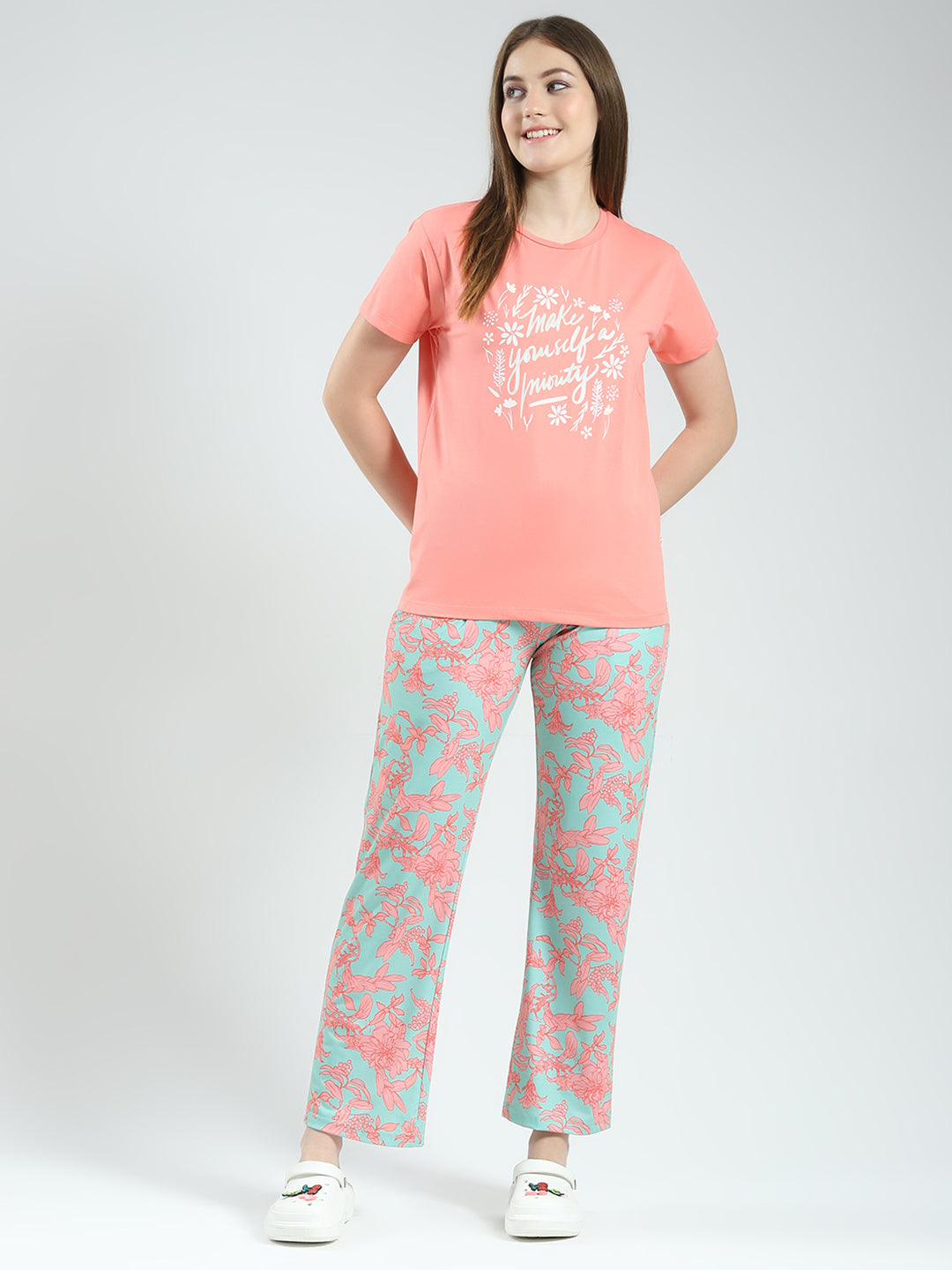 Women Coral Printed Round Neck Half Sleeve Lower Set