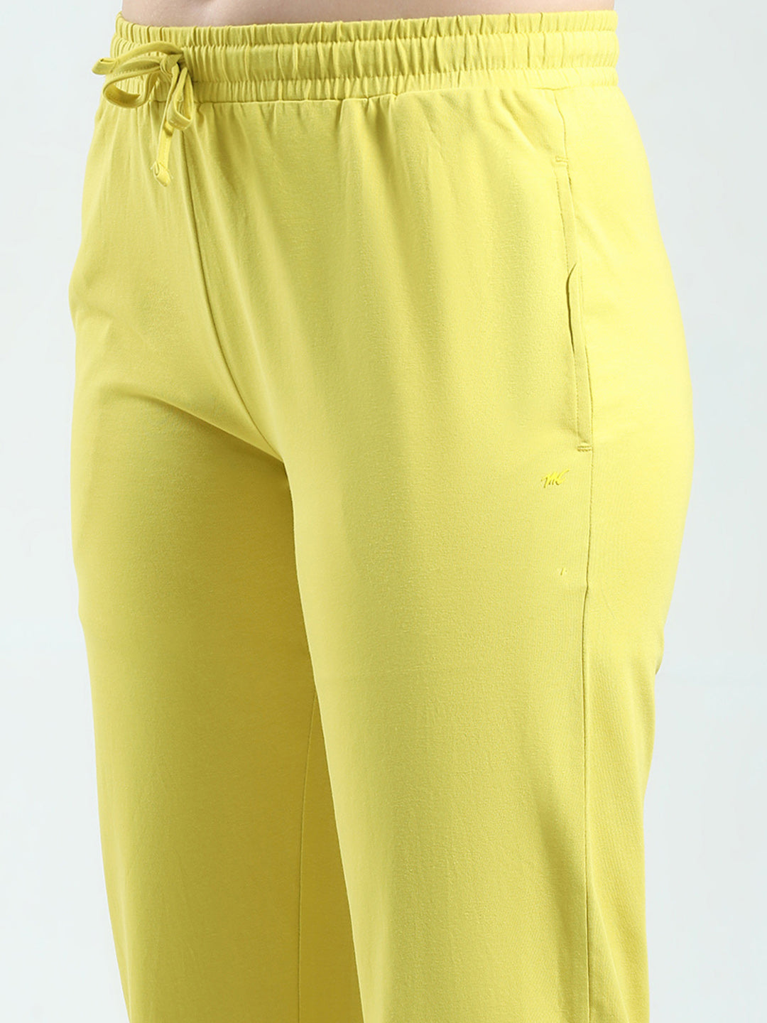 Women Yellow Printed Round Neck 3/4th Sleeve Lower Set