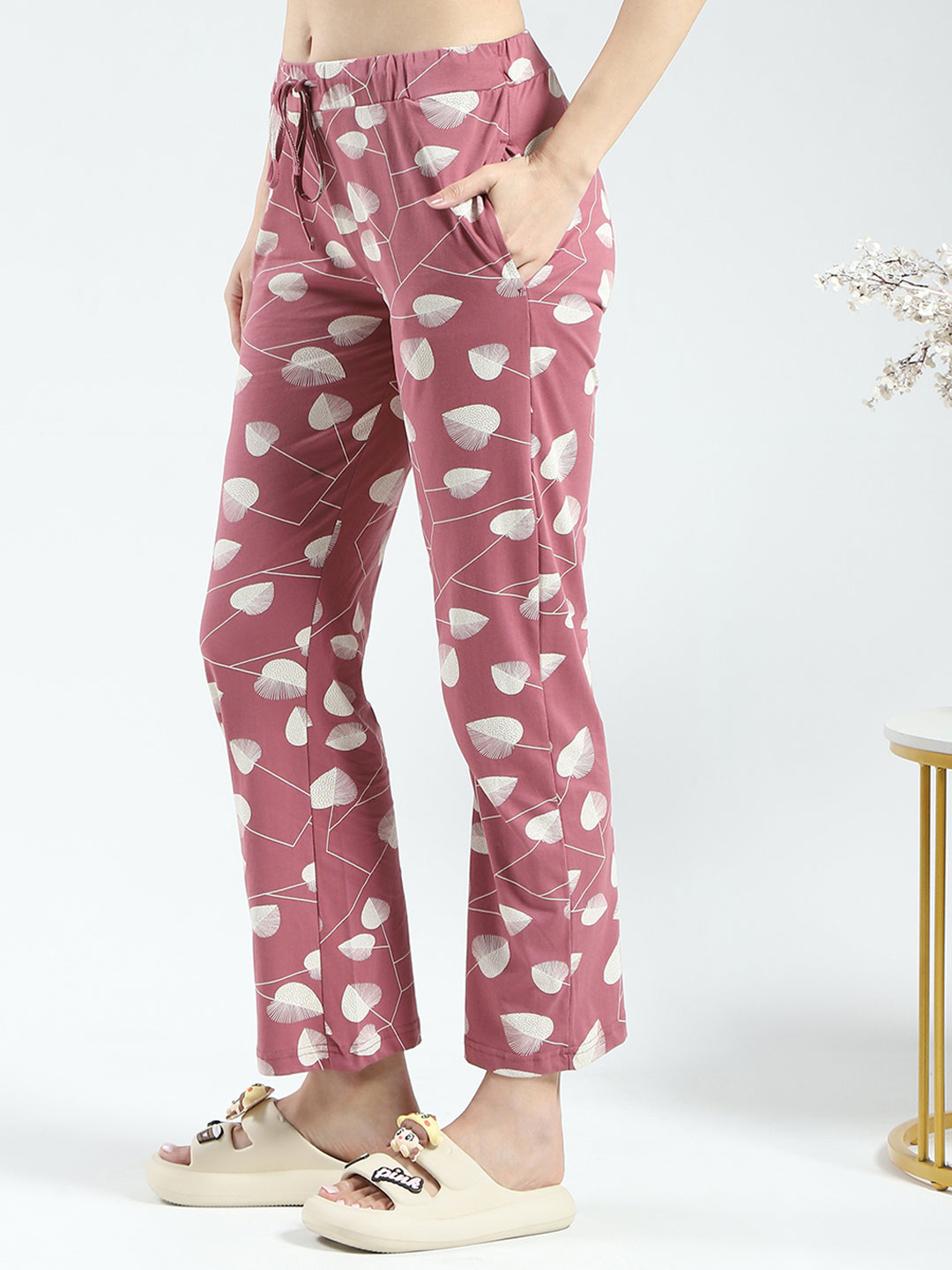 Women Pink Printed Round Neck 3/4th Sleeve Lower Set