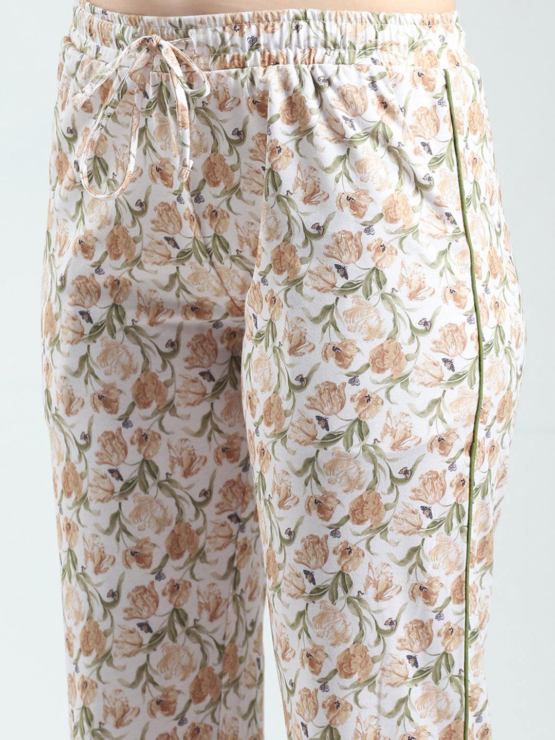 Women Off White Printed Round Neck Half Sleeve Combo 3Pc Set (T-Shirt, Shorts & Lower)