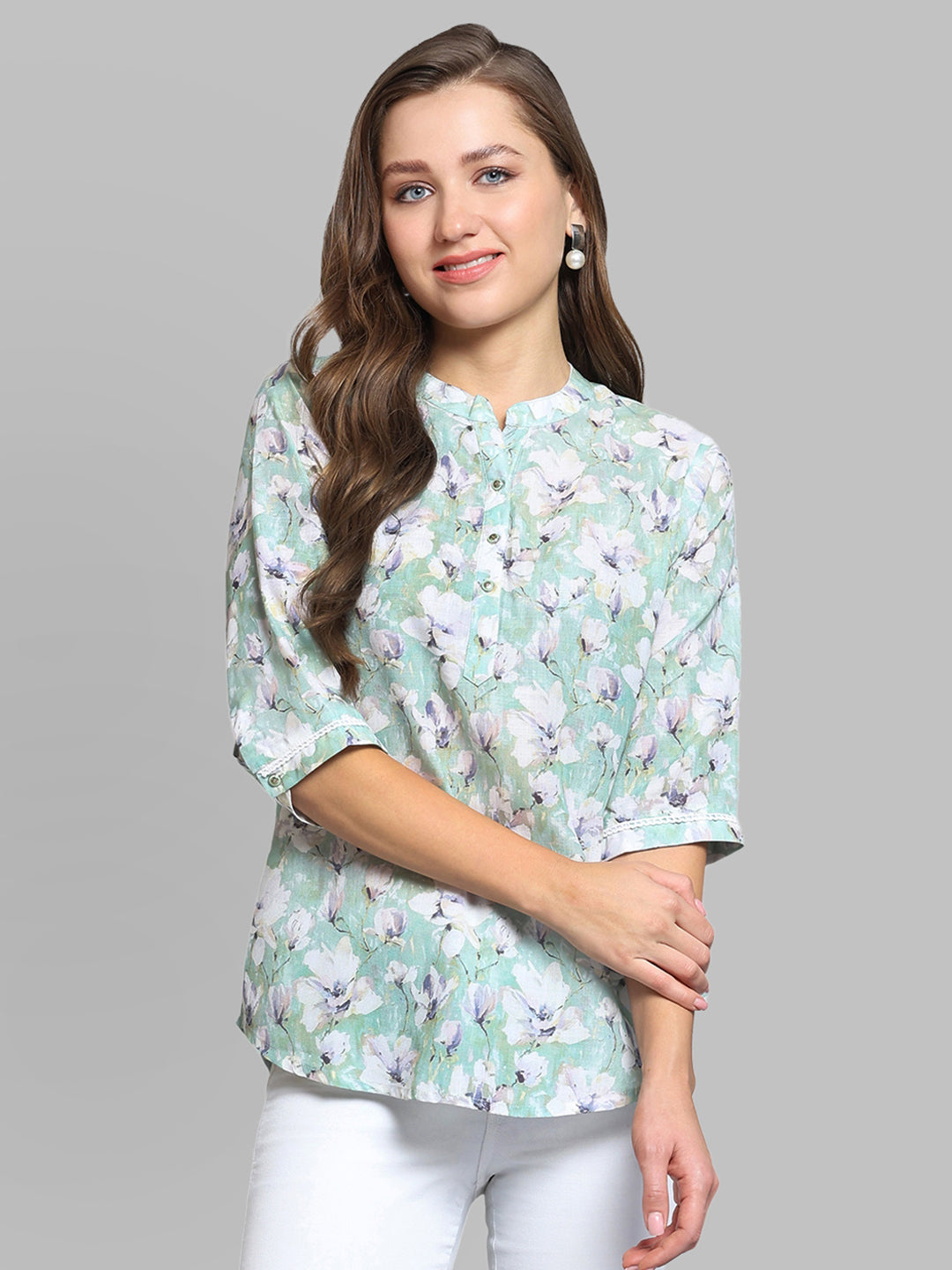 Women Green Printed Round Neck 3/4th Sleeve Top