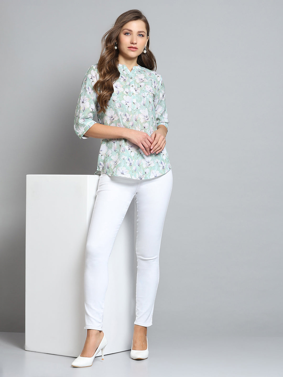 Women Green Printed Round Neck 3/4th Sleeve Top